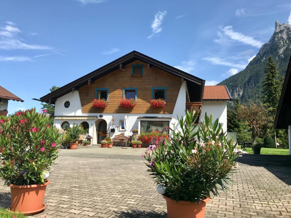 Gaestehaus Edlhuber Mittenwald Εξωτερικό φωτογραφία
