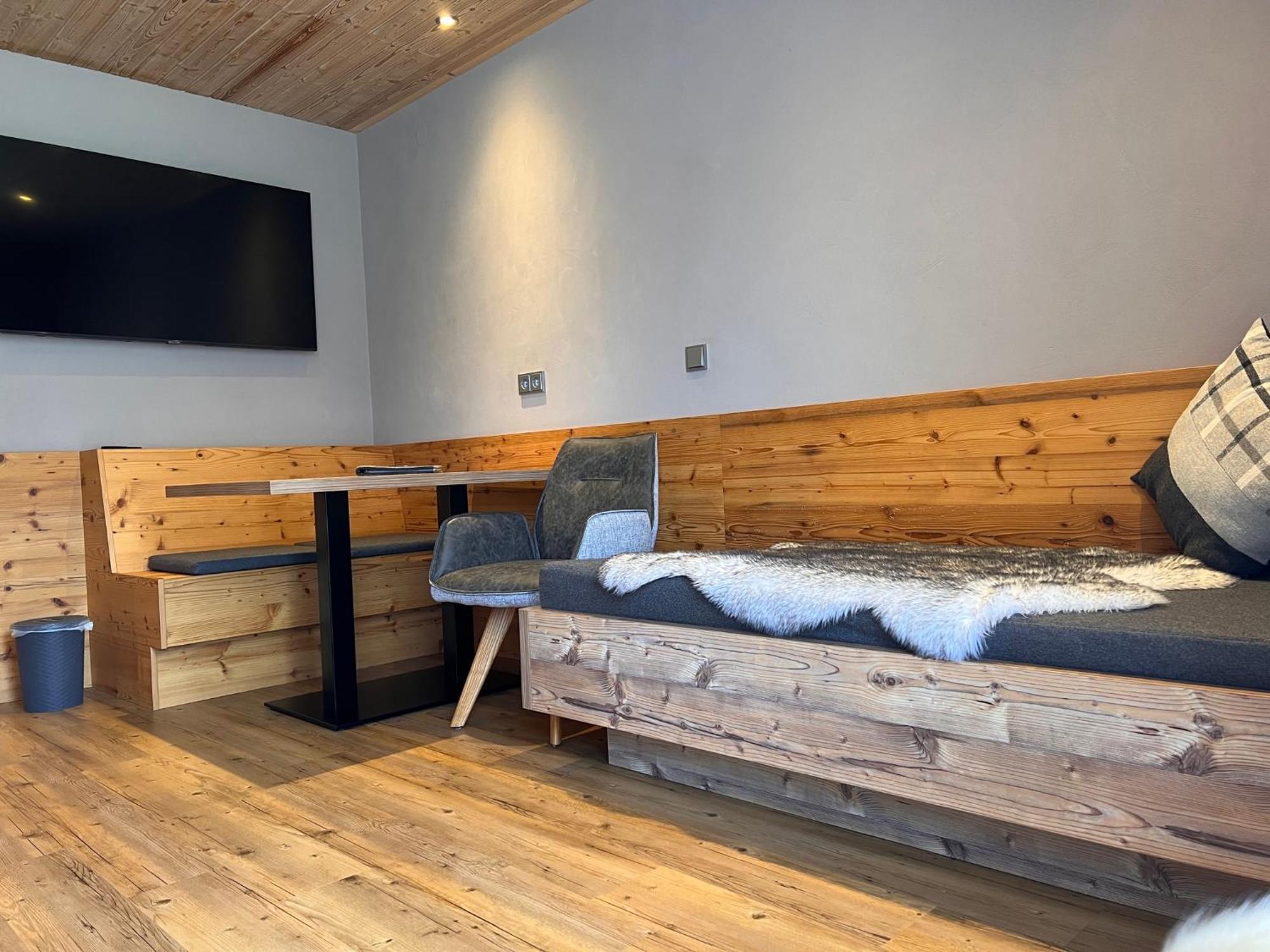 Gaestehaus Edlhuber Mittenwald Εξωτερικό φωτογραφία