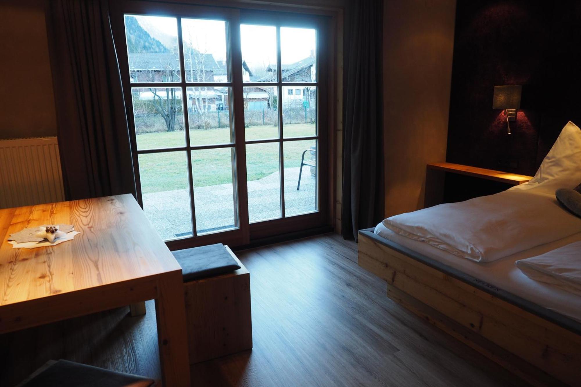 Gaestehaus Edlhuber Mittenwald Δωμάτιο φωτογραφία