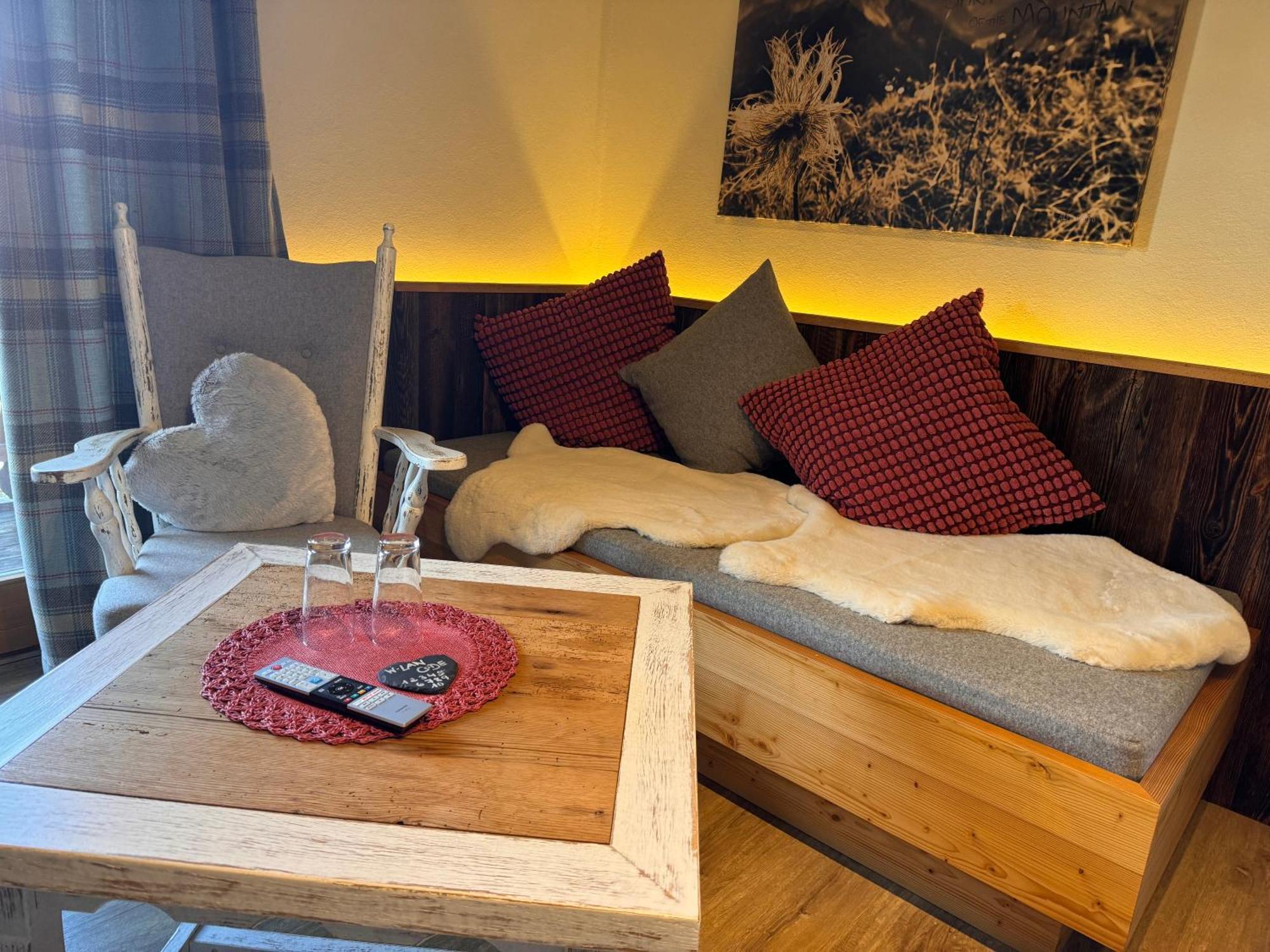 Gaestehaus Edlhuber Mittenwald Δωμάτιο φωτογραφία